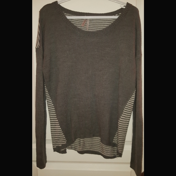 Long sleeve knit top - Picture 1 of 2